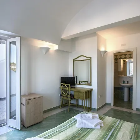 Hotel Villaggio Dei Pescatori 3*